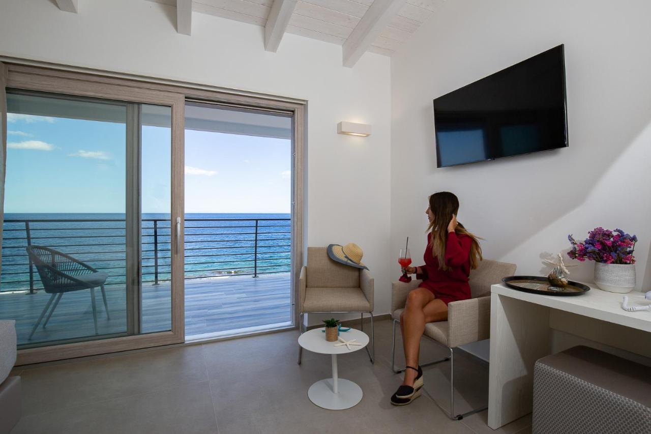 קאלה גונונה Hotel Caramare מראה חיצוני תמונה