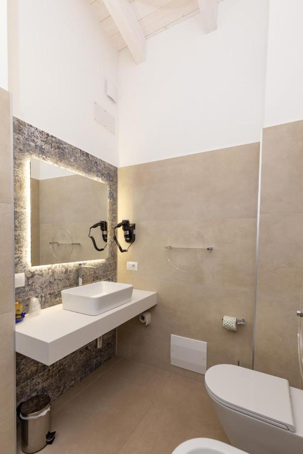 קאלה גונונה Hotel Caramare מראה חיצוני תמונה
