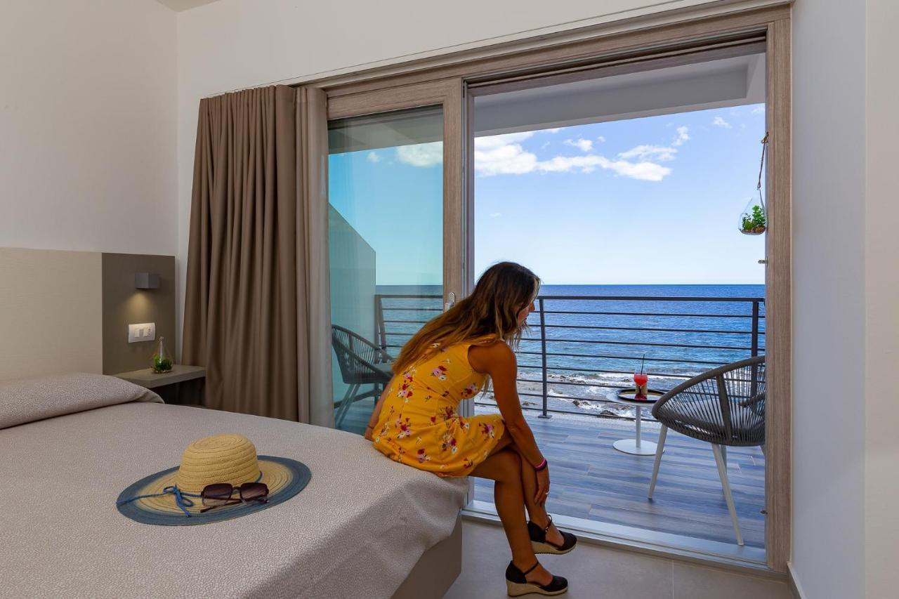 קאלה גונונה Hotel Caramare מראה חיצוני תמונה