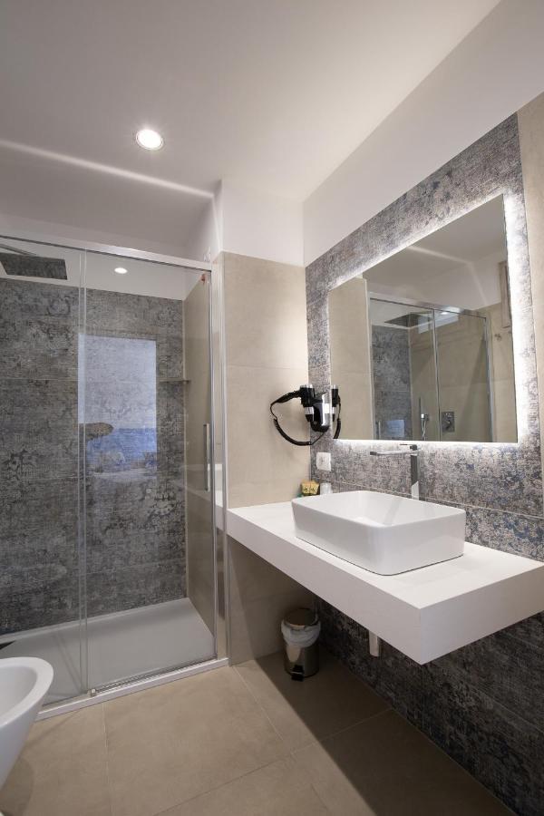 קאלה גונונה Hotel Caramare מראה חיצוני תמונה
