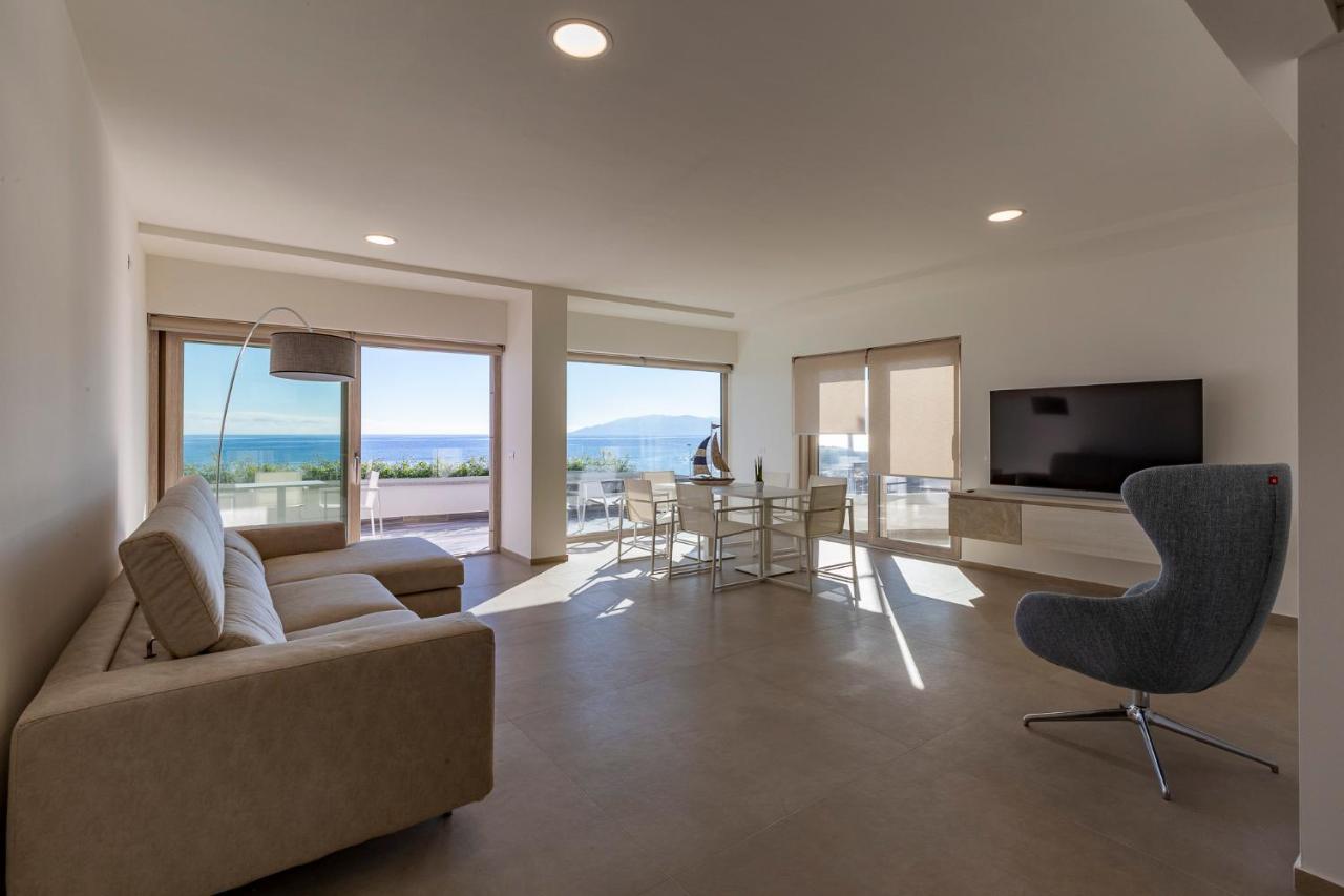 קאלה גונונה Hotel Caramare מראה חיצוני תמונה